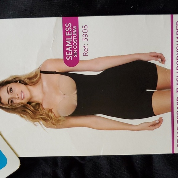 Shapewear bodysuit NWT - Picture 14 of 15